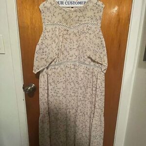 Pretty Romantic Floral Dress 